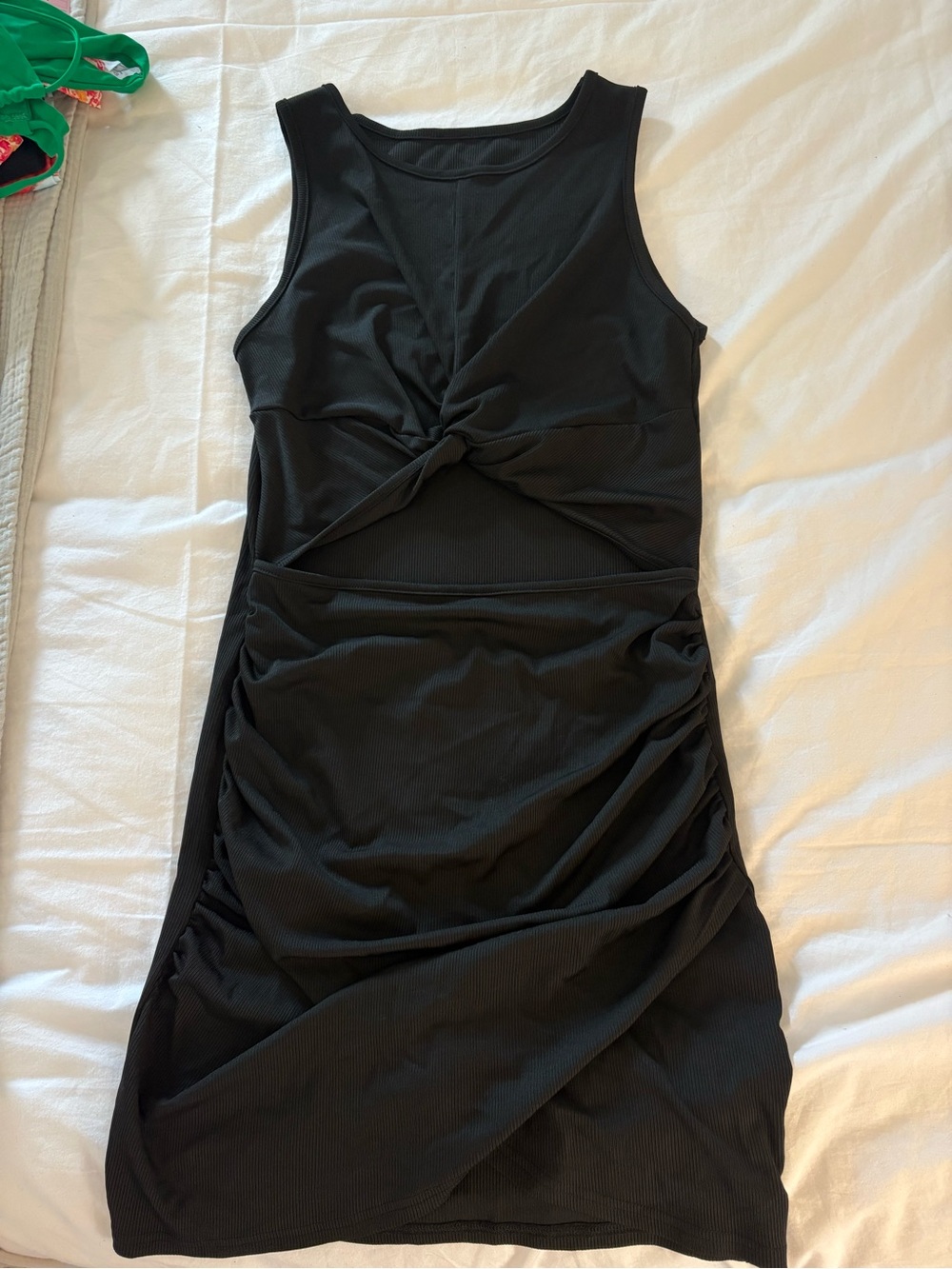 SHEIN Black Ribbed Sleeveless Bodycon Dress with Twist Detail